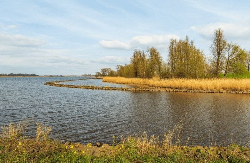 Radweg unter der Amer
